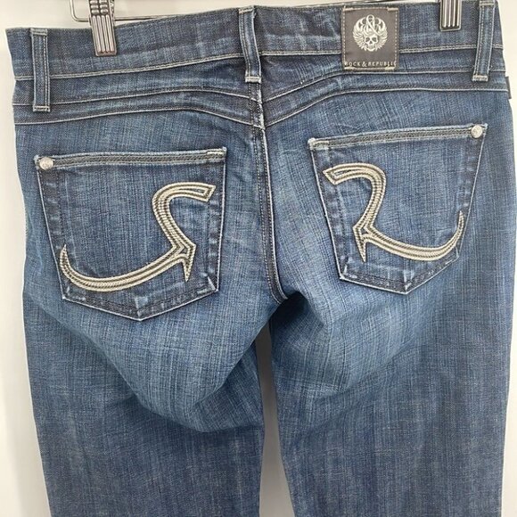 𝅺rock and Republic jeans bootleg 98% cotton medium was sz 27 - Picture 8 of 9